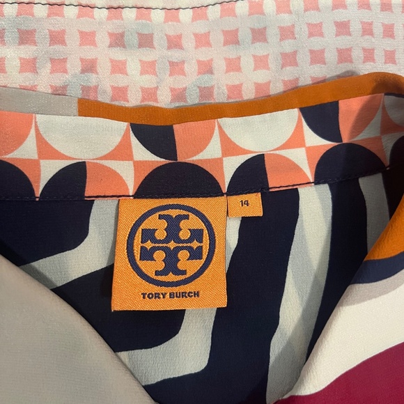 Tory Burch Silk Patchwork Branded Blouse Size 14 $385 - Picture 5 of 16